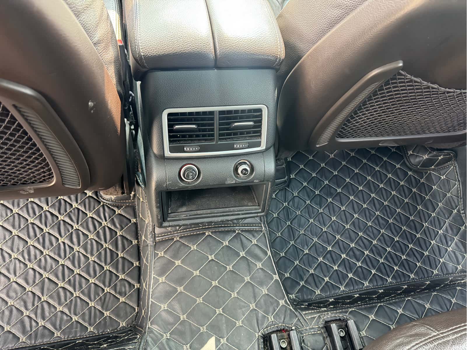 Audi Q7, 2015 7