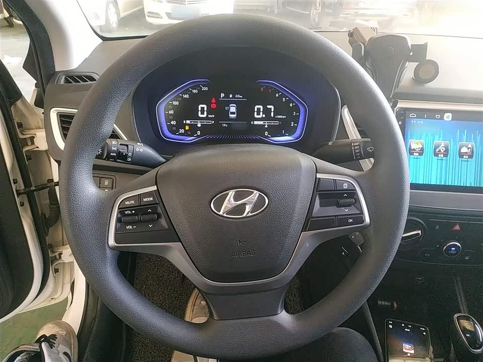 Hyundai Accept