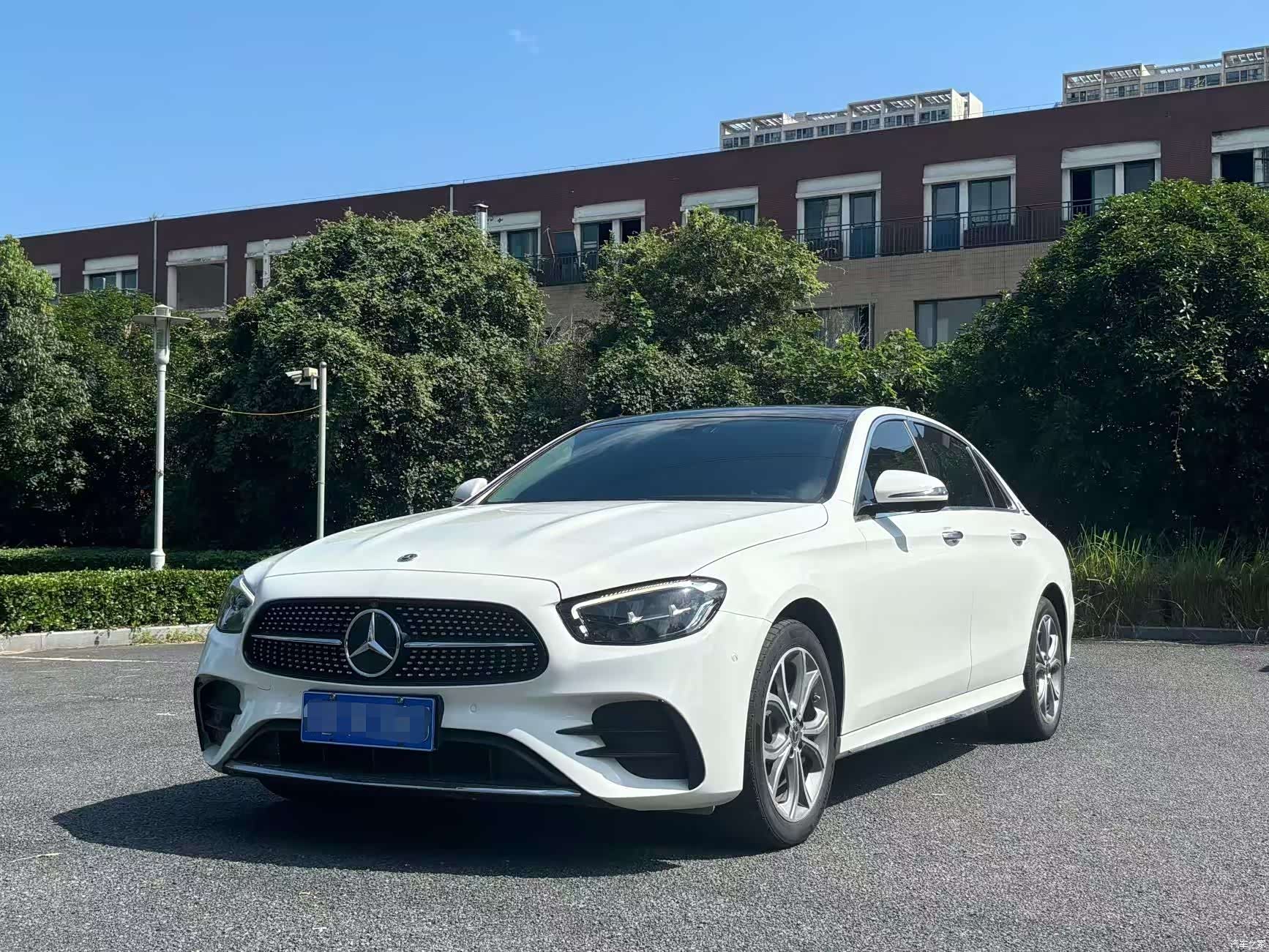 Mercedes-Benz E-Class, 2021 1