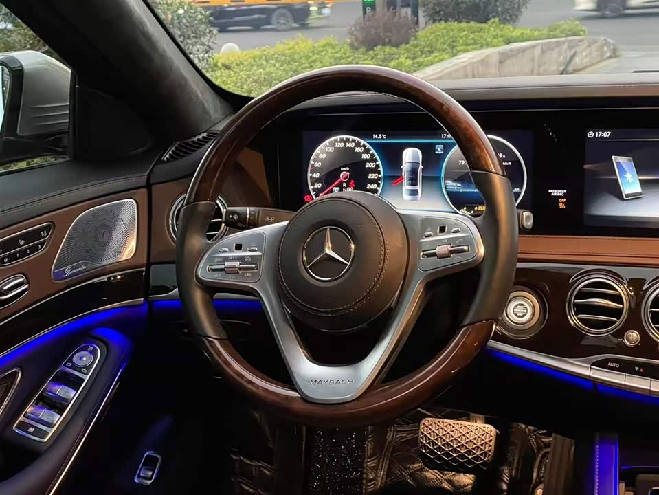 Mercedes-Benz Maybach S-class