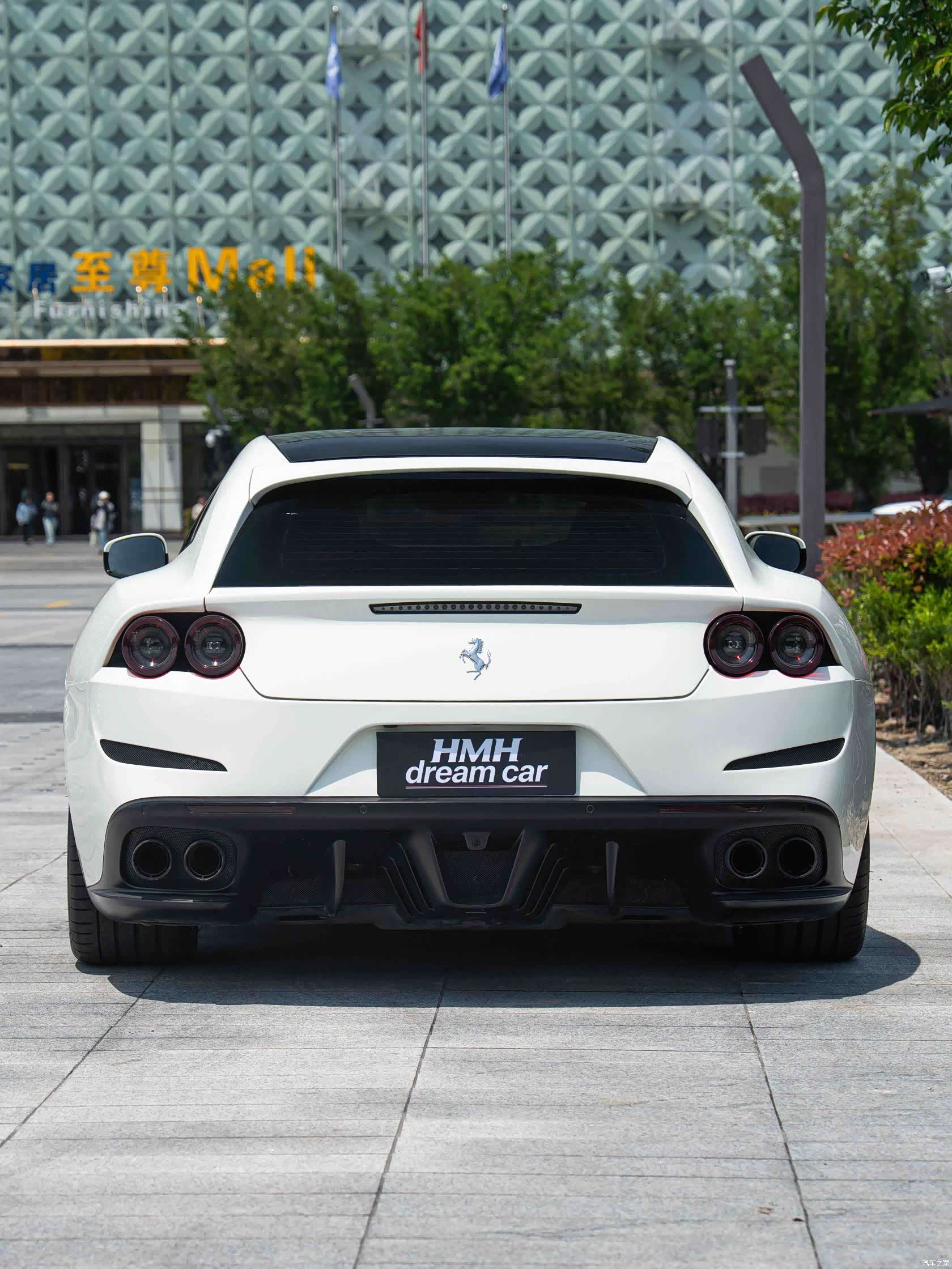 Ferrari GTC4Lus, 2017 10