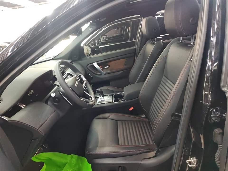 Land Rover Discover sports