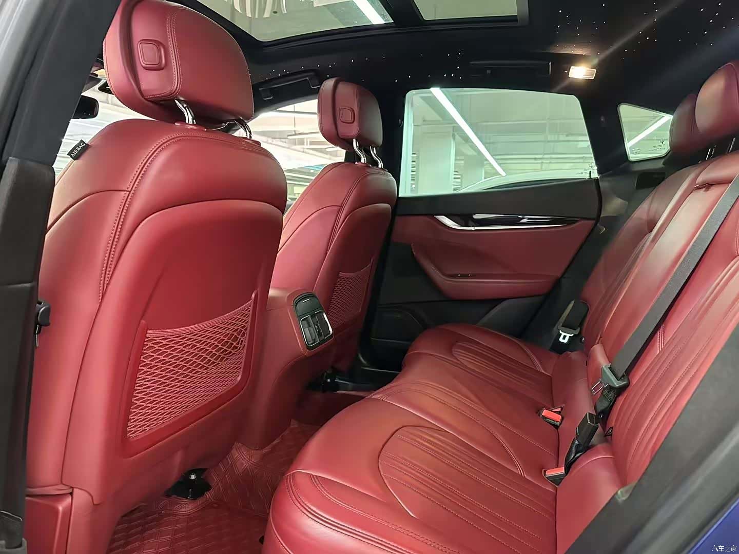 Maserati Levante, 2017 все фото