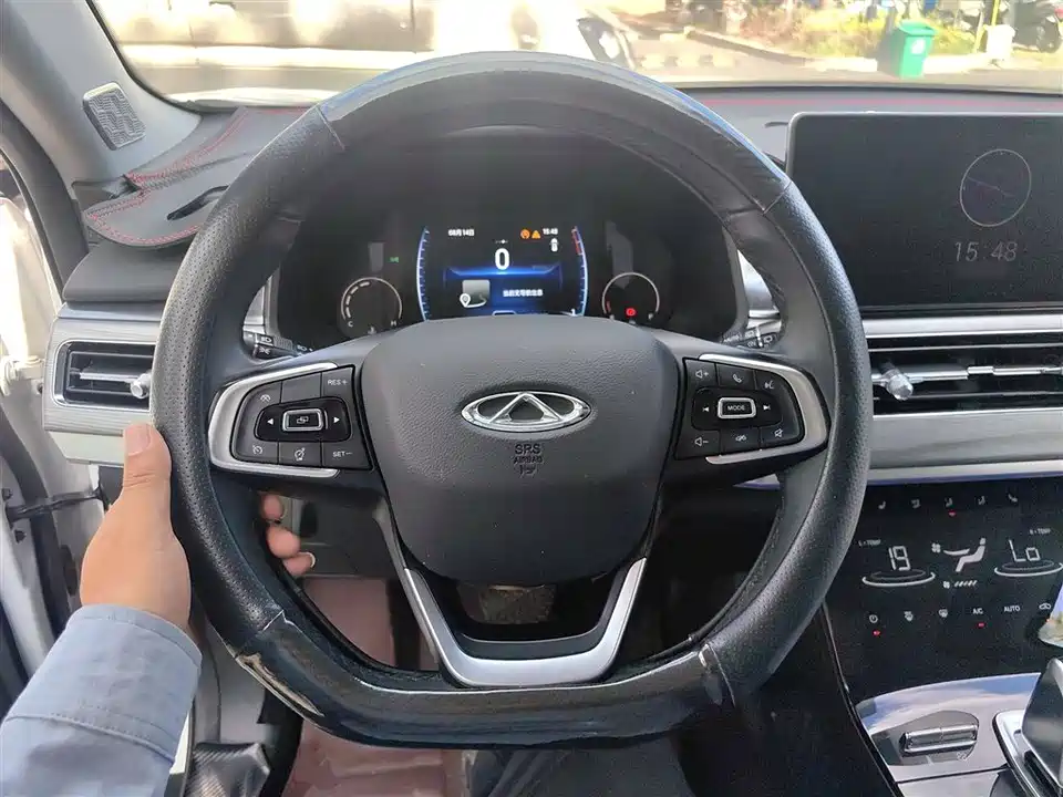 Chery Tiggo 8