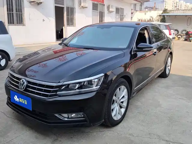 Volkswagen Passat 2018 — купить из Китая под заказ