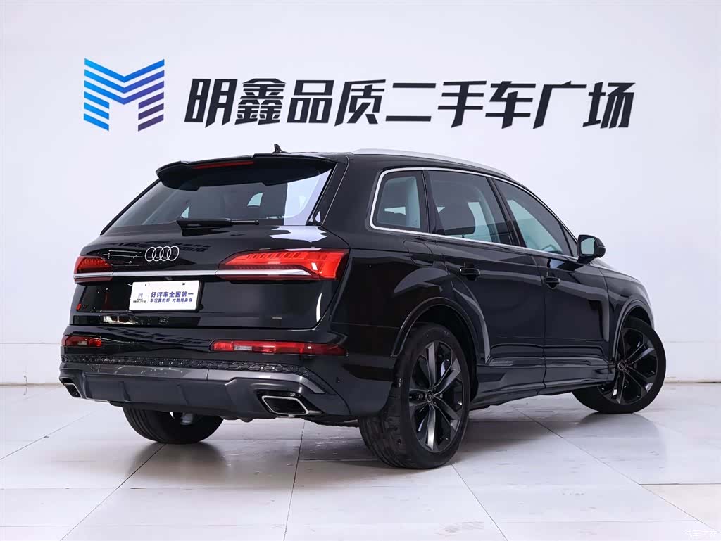 Audi Q7, 2024 7