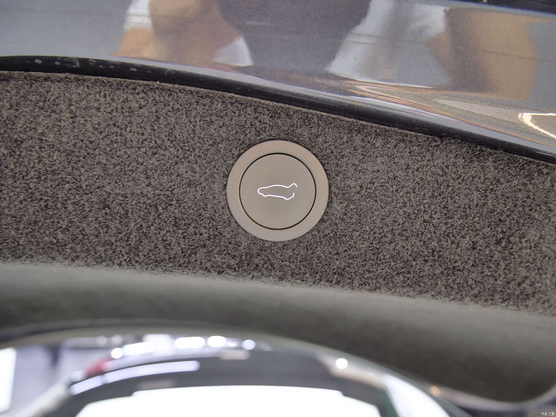 Tesla Model 3, 2024 13