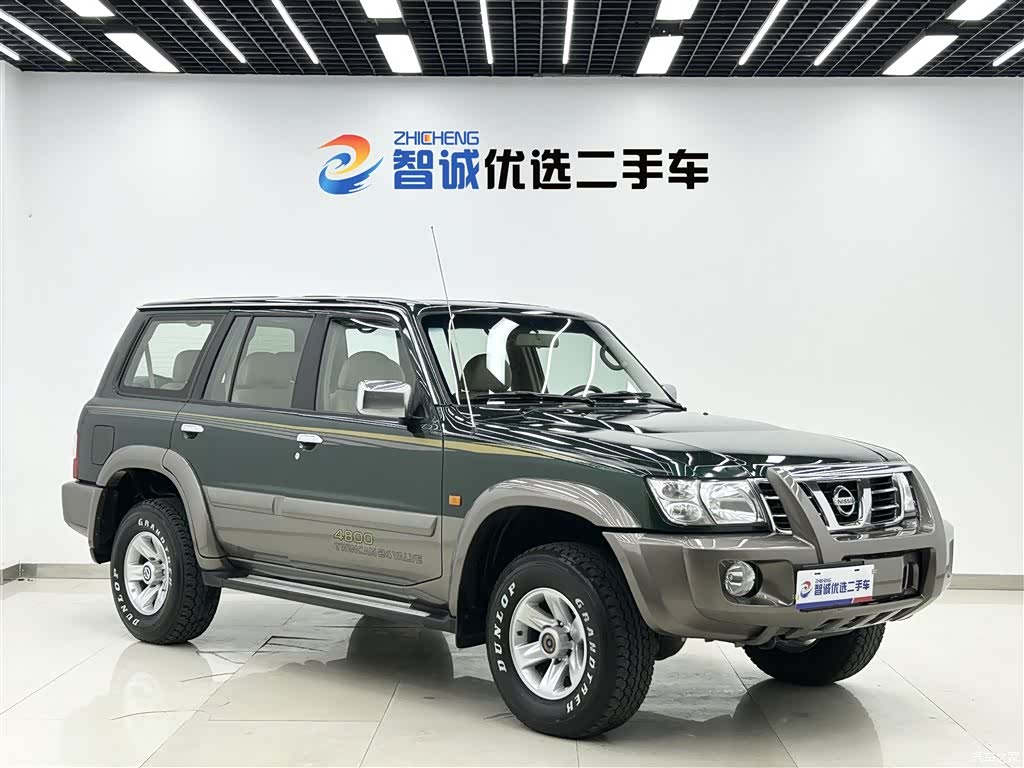 Nissan Patrol, 2004 3