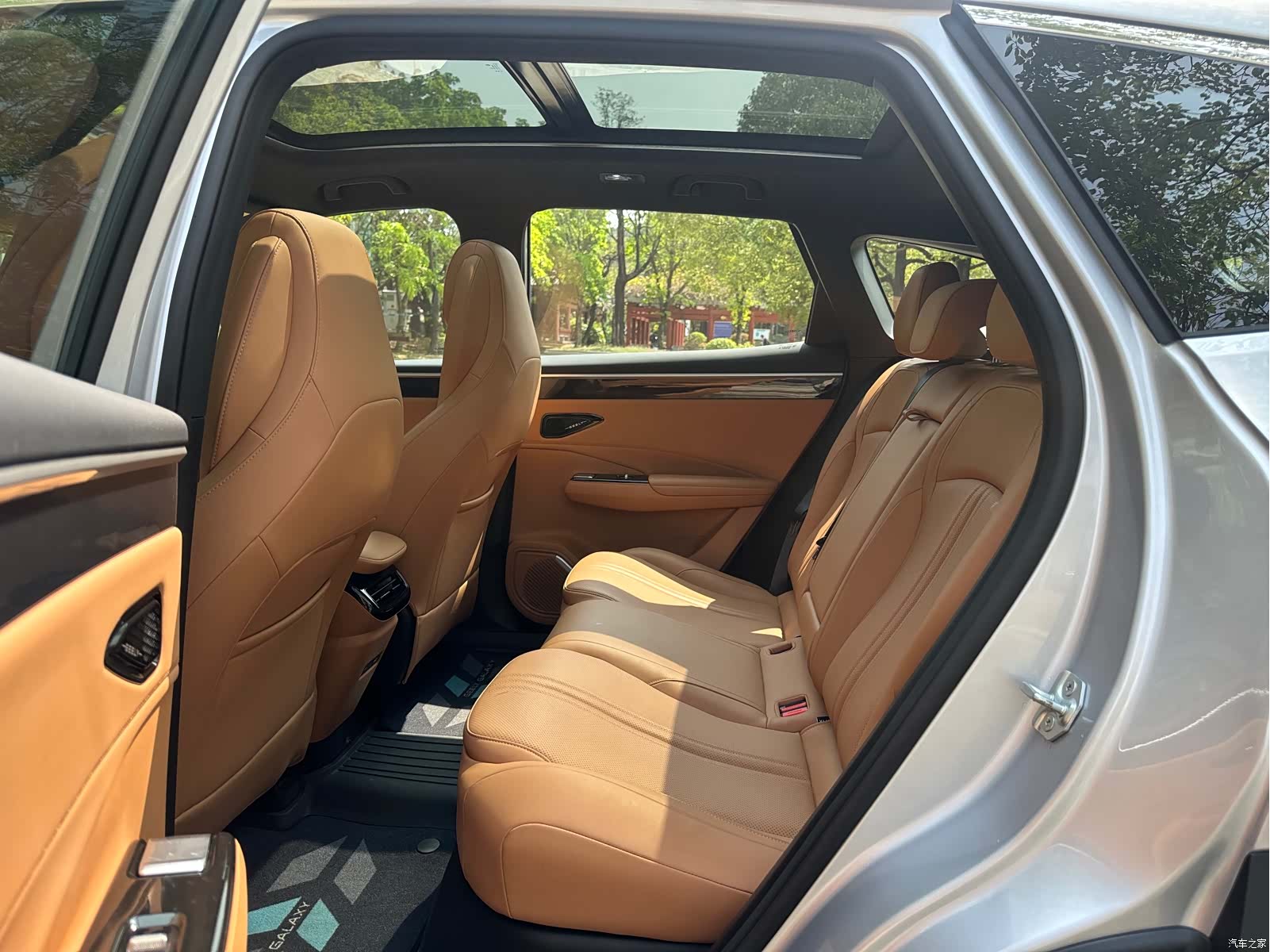 Geely Galaxy L7, 2025 22