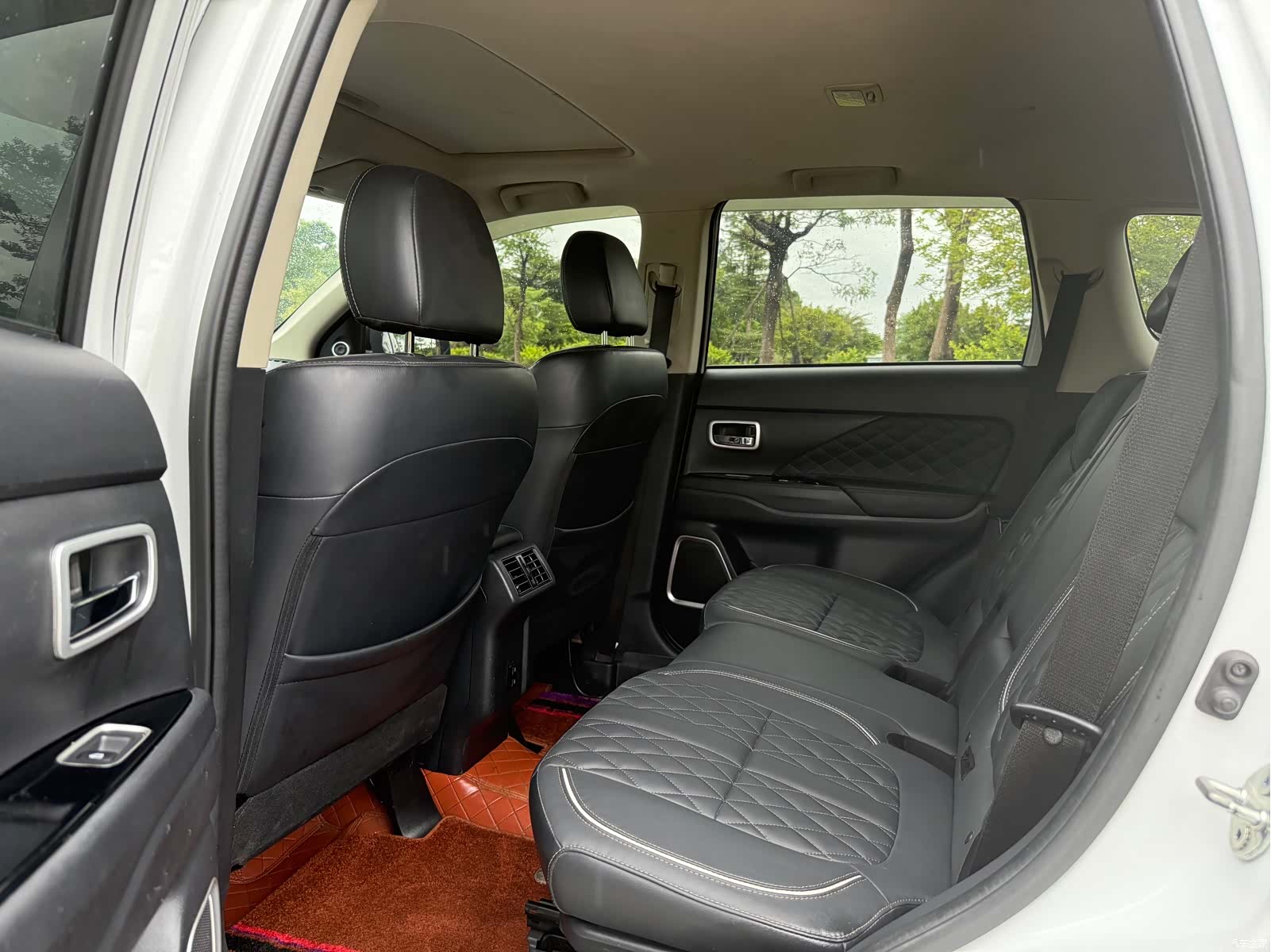 Mitsubishi Outlander, 2021 3