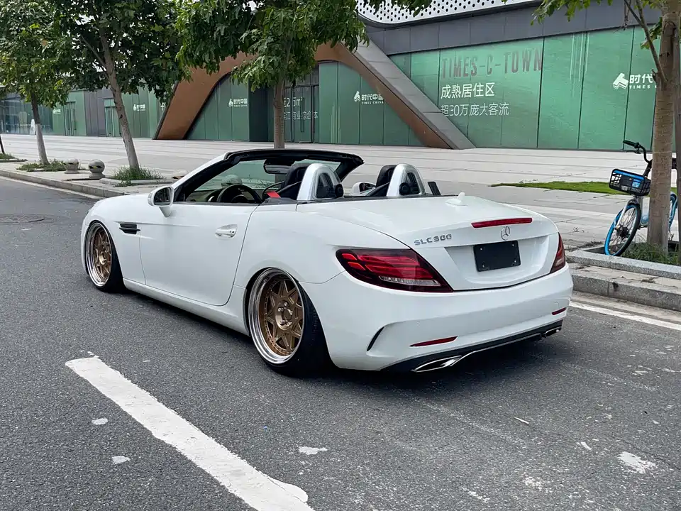 Mercedes-Benz SLC