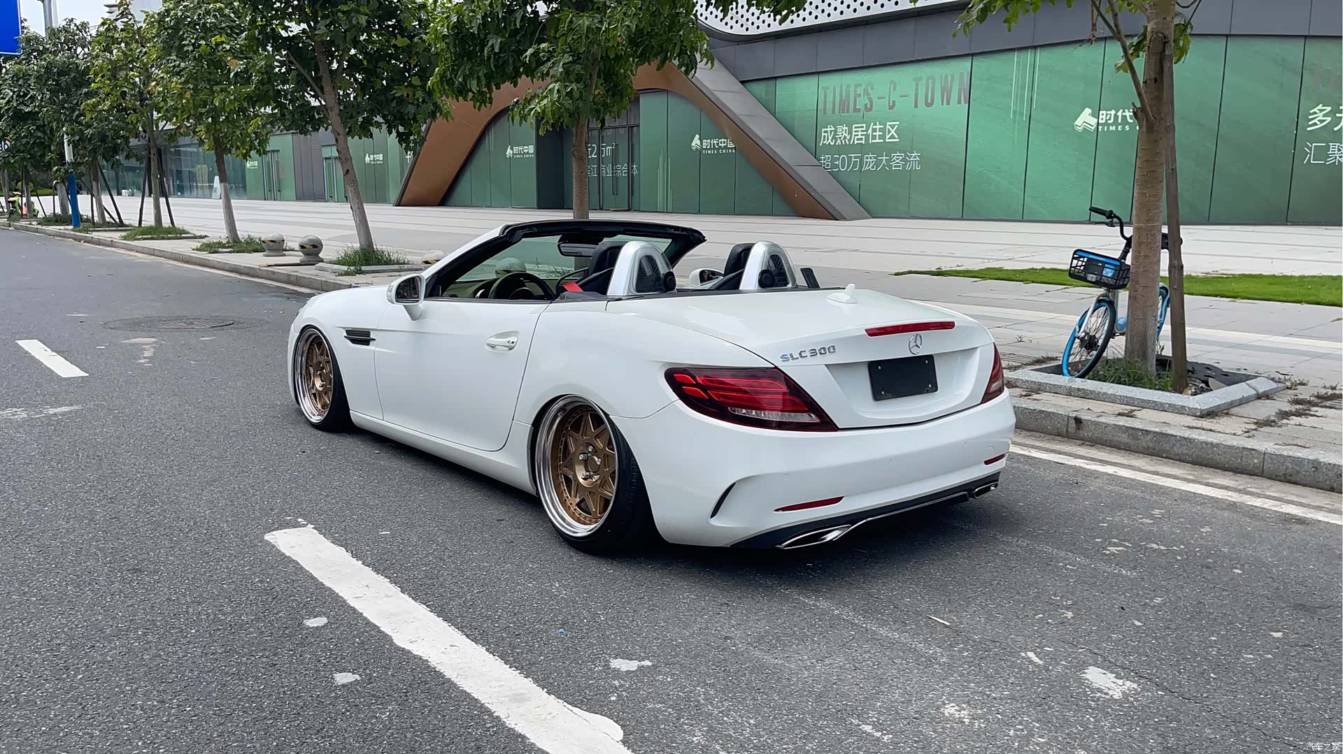 Mercedes-Benz SLC, 2018 12