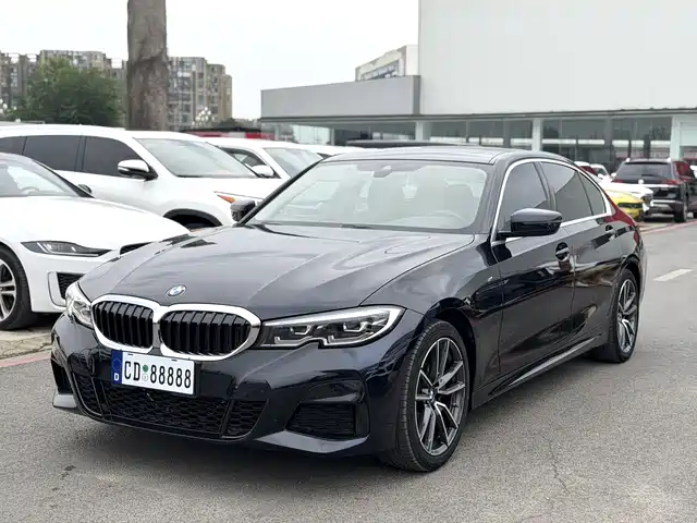 BMW 3 Series 2021 — купить из Китая под заказ