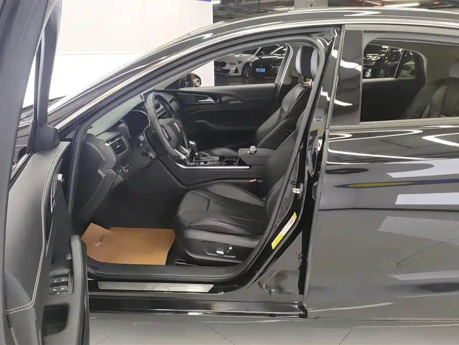 Hongqi H5