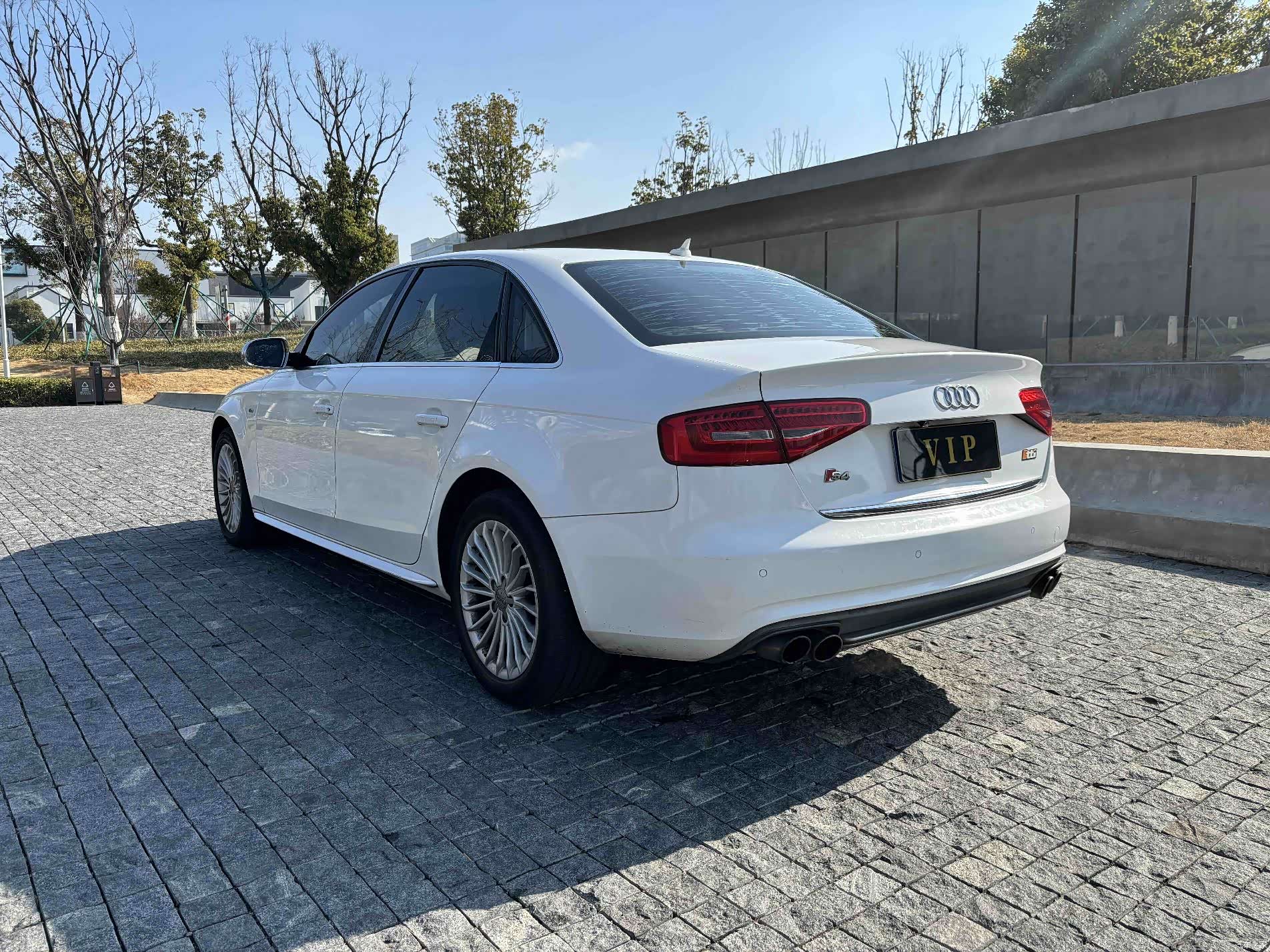 Audi A4L, 2014 6