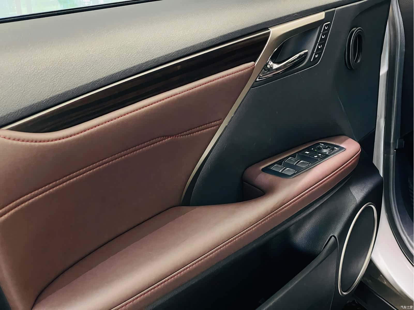Lexus RX, 2019 22