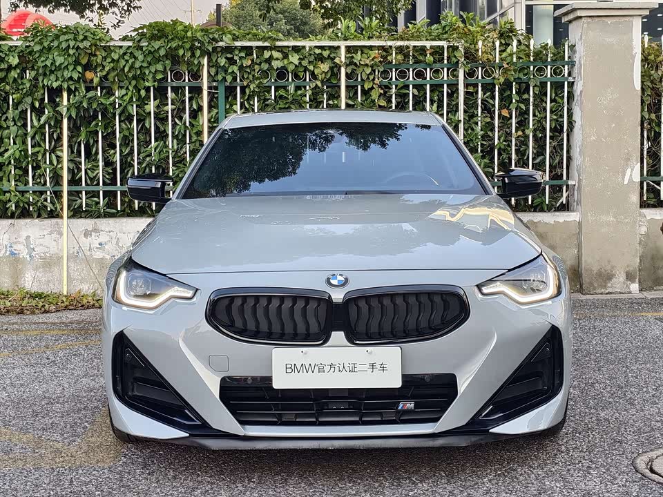 BMW M240i