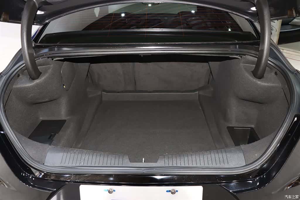 Cadillac CT4, 2022 17