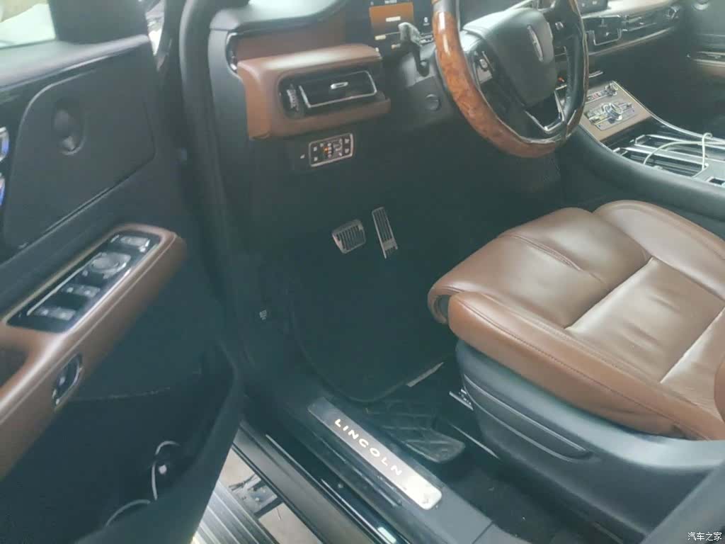 Lincoln Aviator, 2022 17