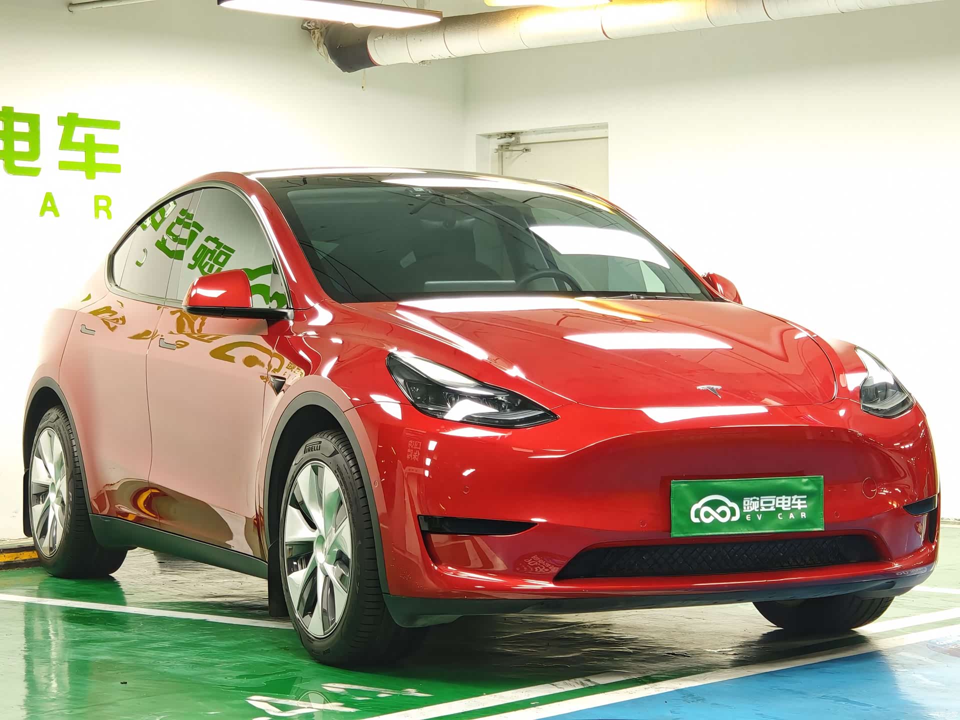 Tesla Model Y, 2023 4