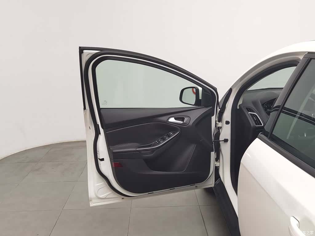 Ford Focus, 2016 8