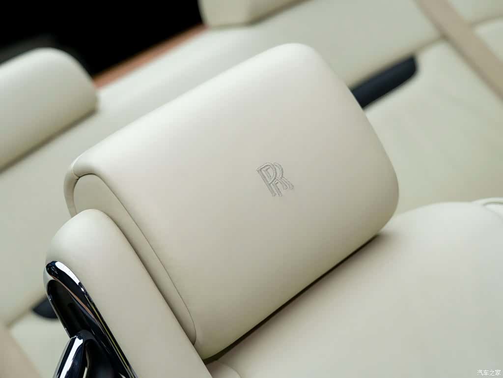 Rolls-Royce Phantom, 2009 16