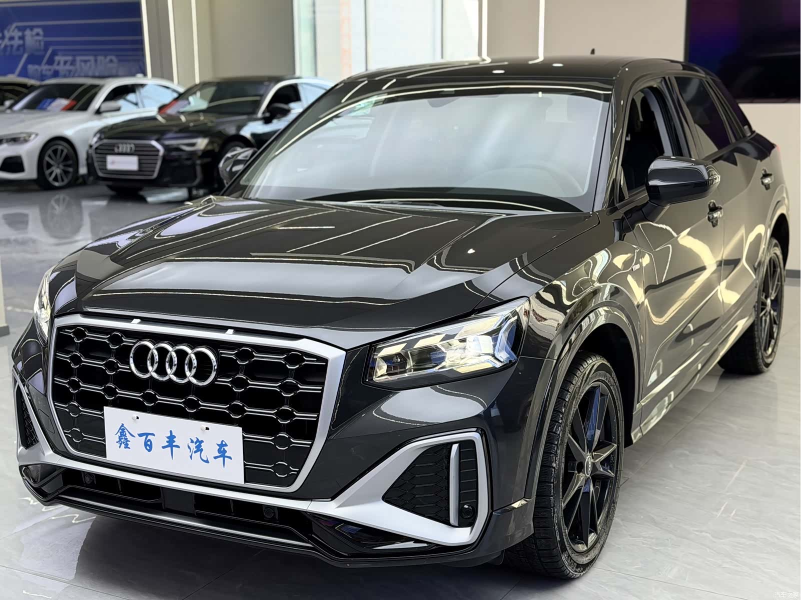 Audi Q2L, 2022 1
