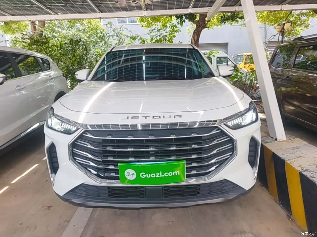 Jetour X70, 2022 3