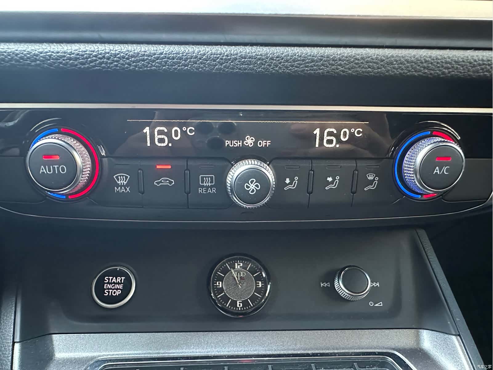 Audi Q3, 2022 11