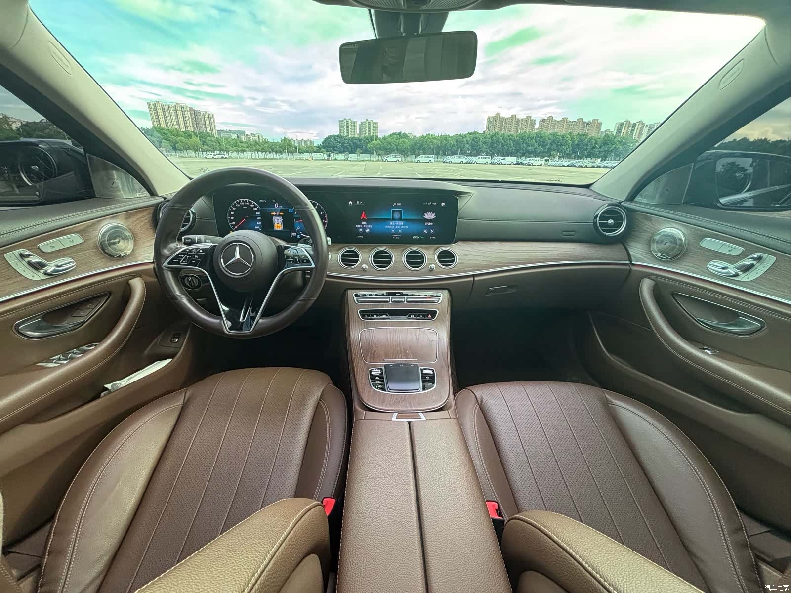 Mercedes-Benz E-Class, 2021 10