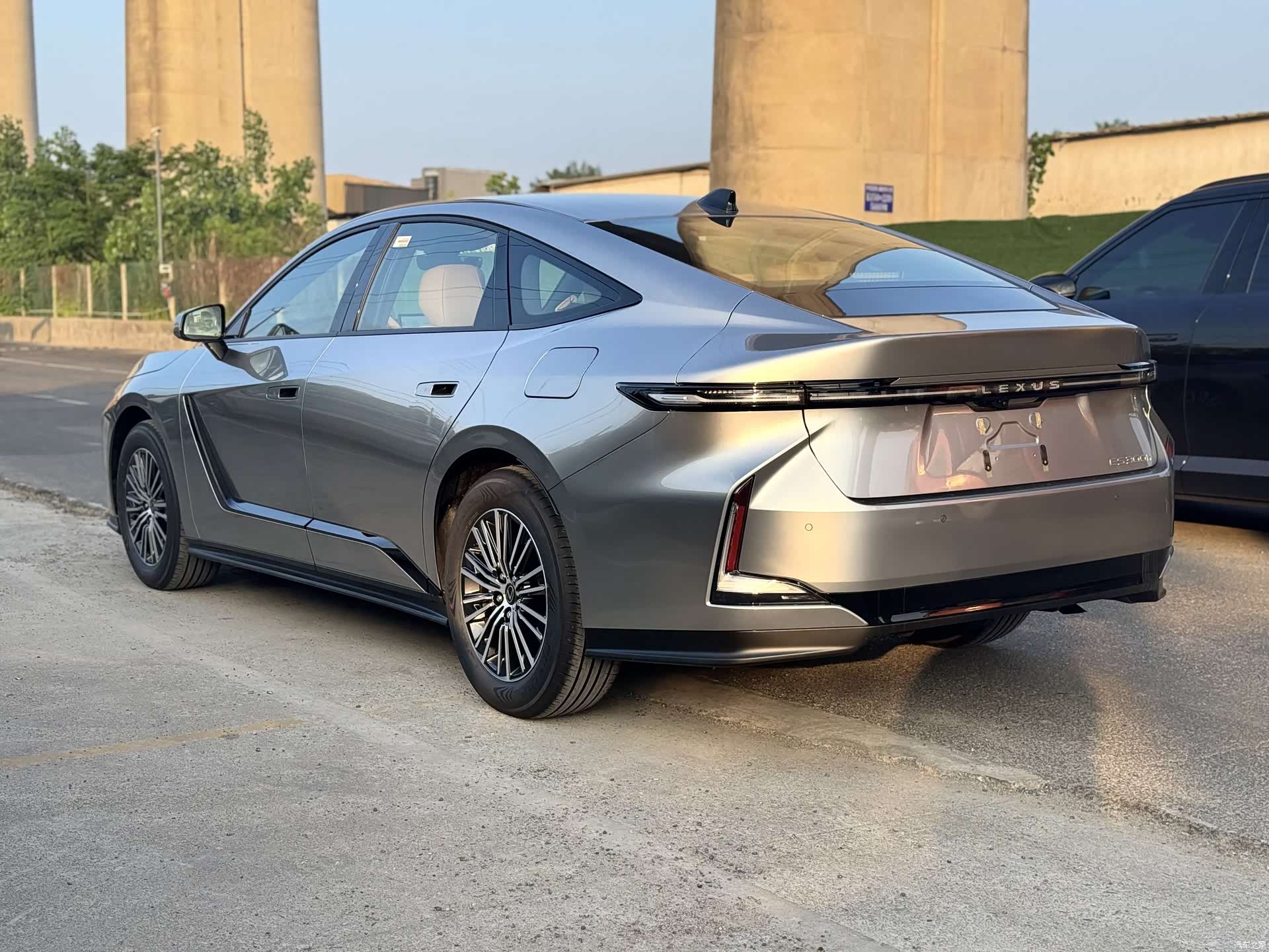 Lexus ES, 2026 все фото
