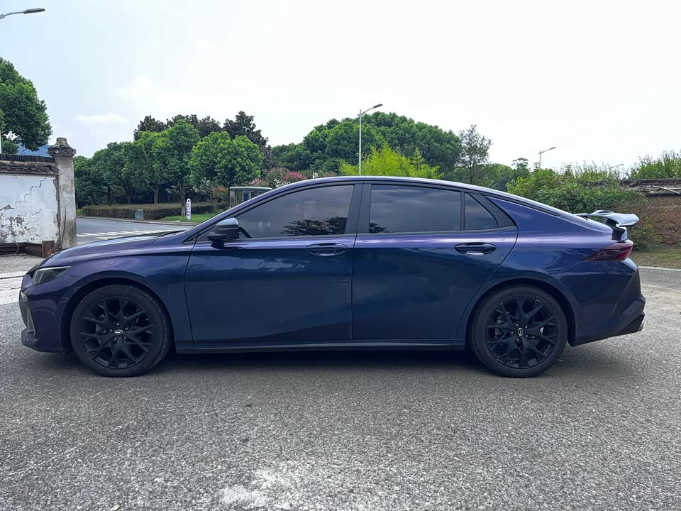 Trumpchi Shadow Leopard