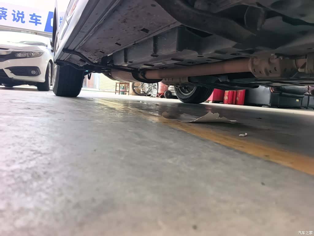 Changan CS95, 2017 21