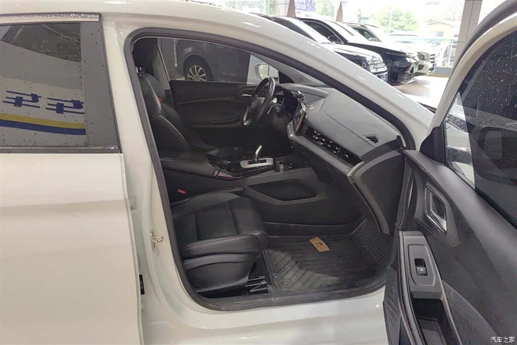 MG MG5, 2021 8