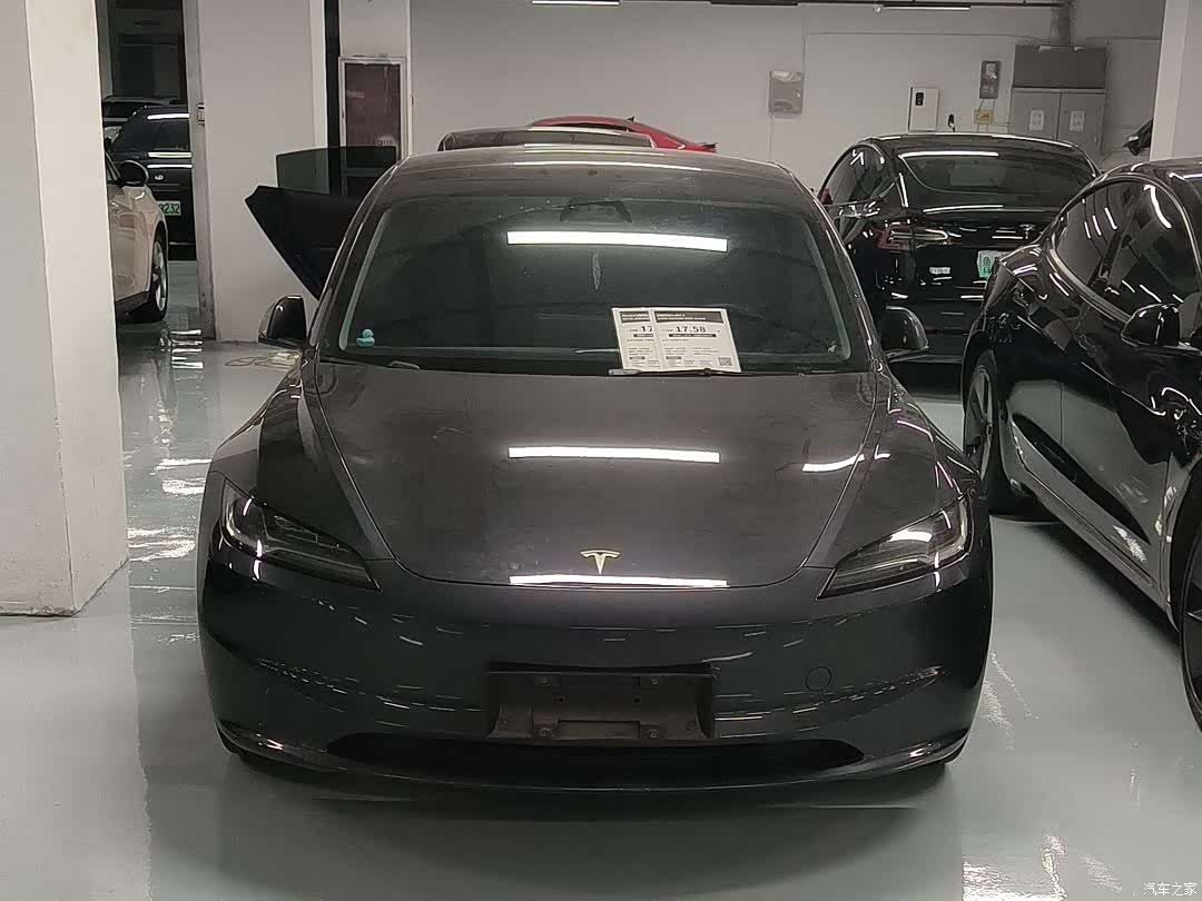 Tesla Model 3, 2024 15