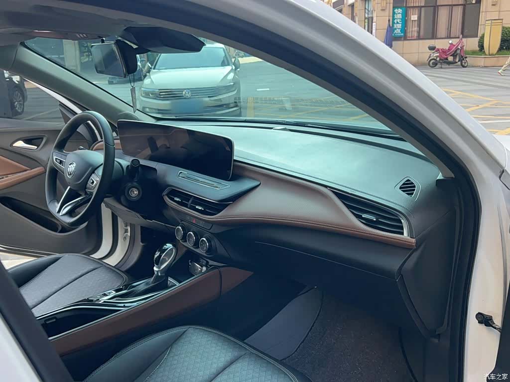 Buick Verano, 2022 22