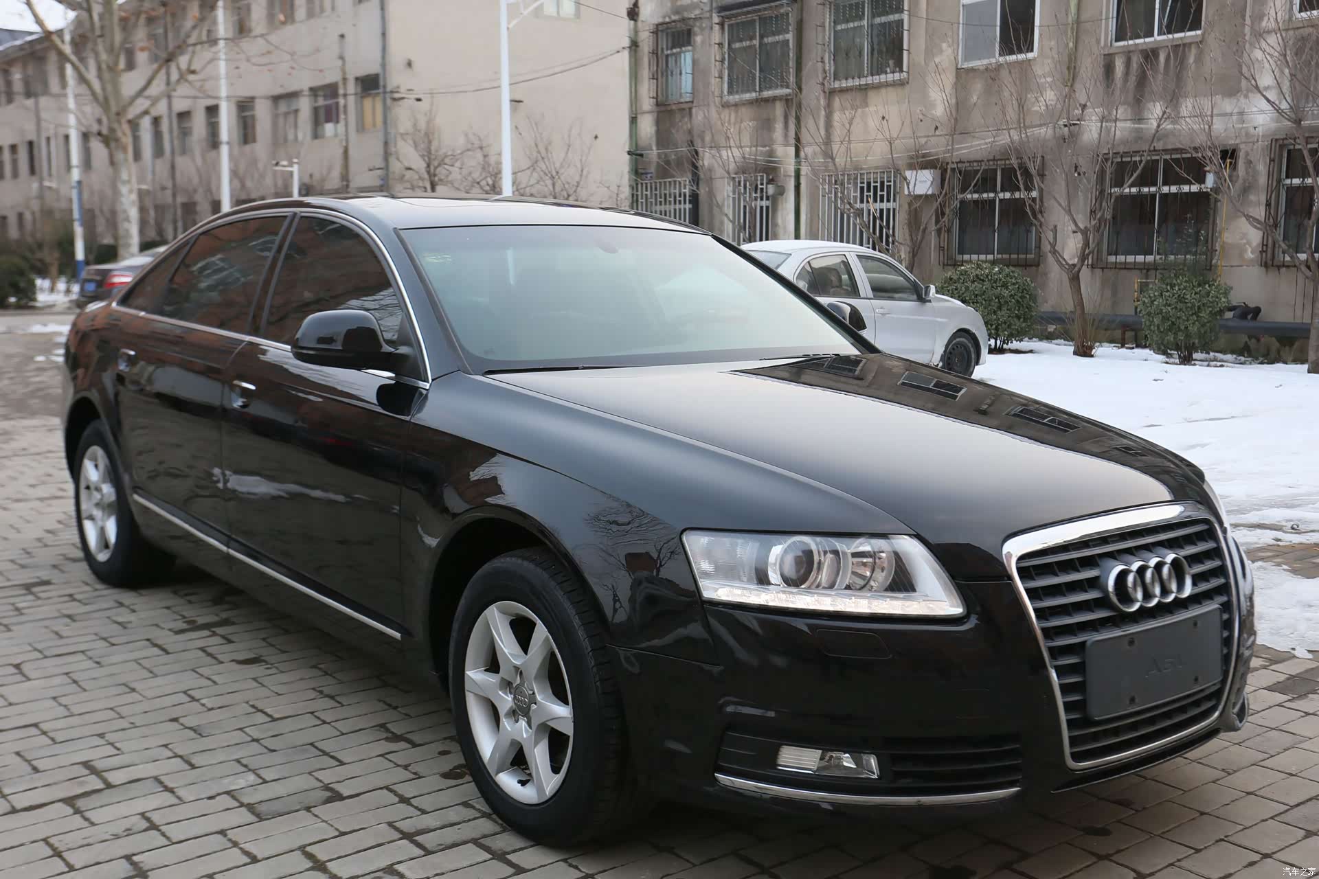 Audi A6L, 2011 3