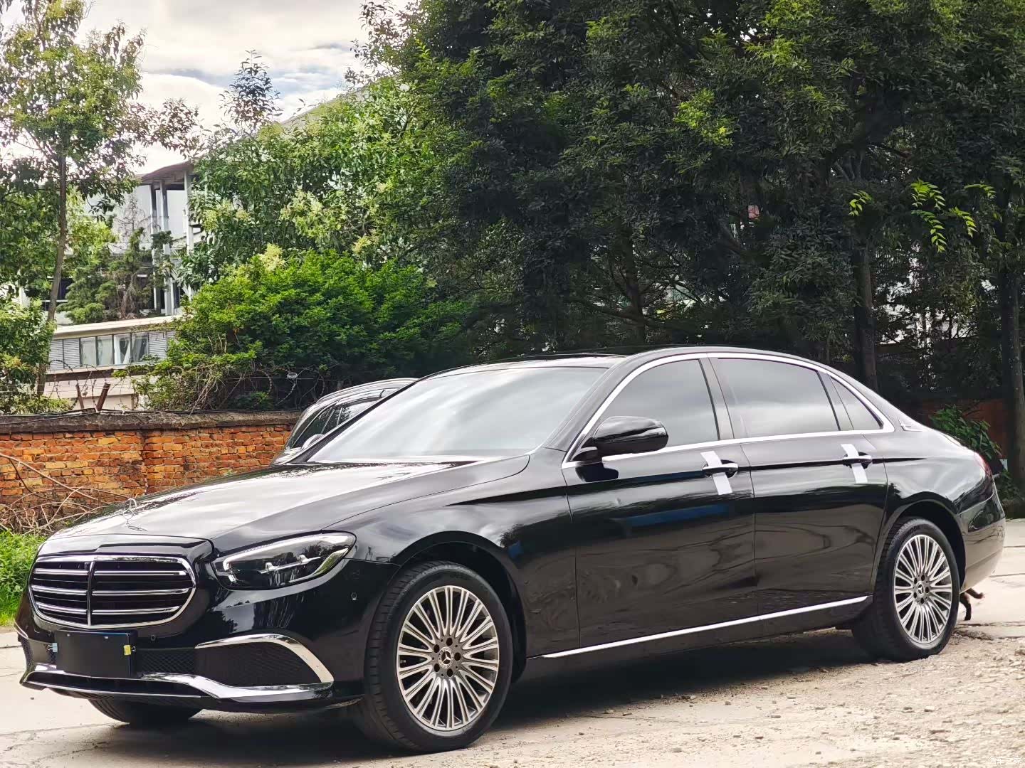 Mercedes-Benz E-Class, 2022 1