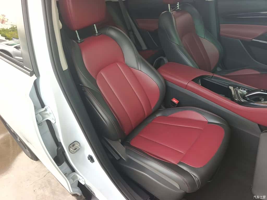 DongFeng AX7, 2022 25