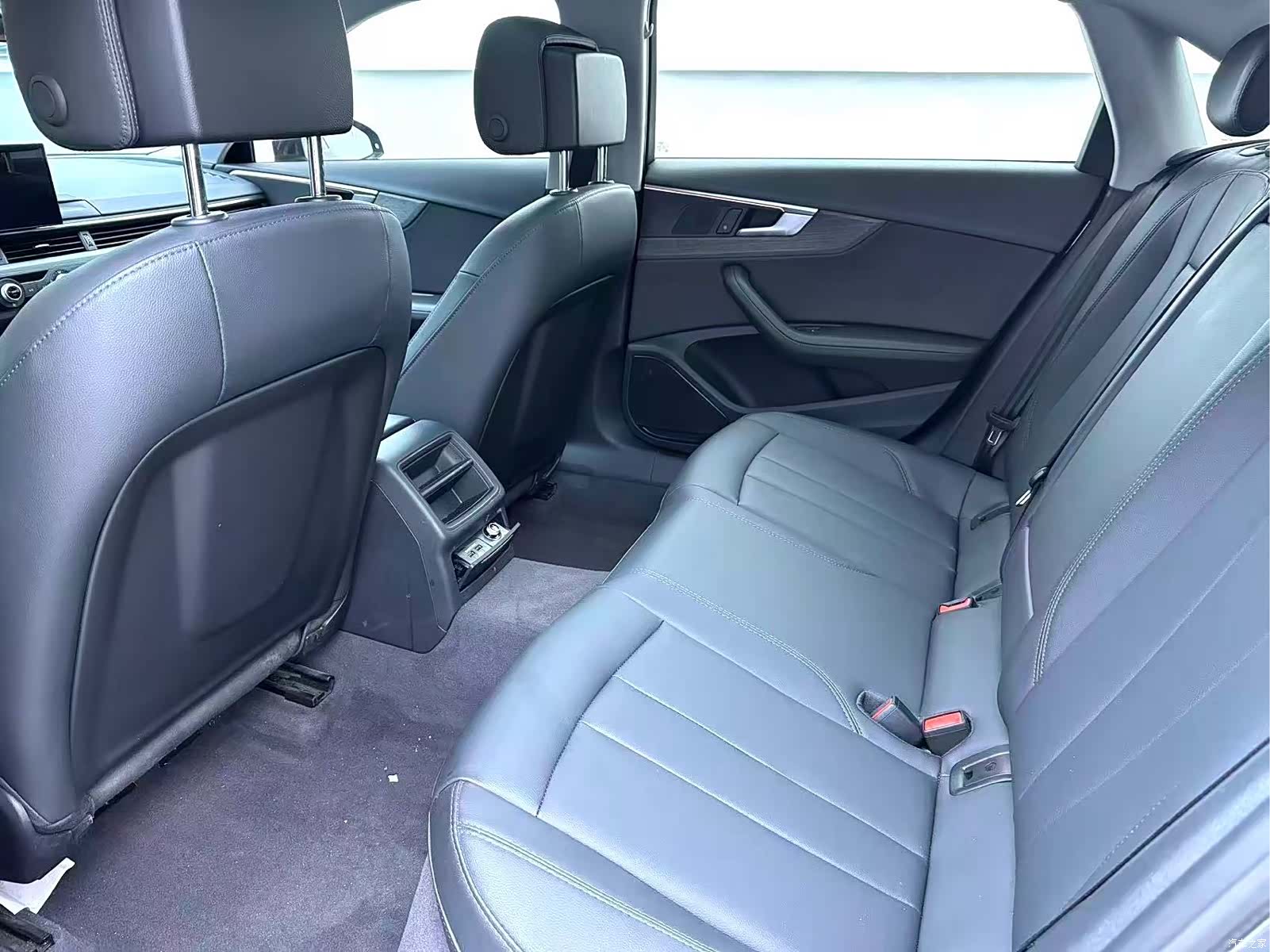 Audi A4L, 2023 6