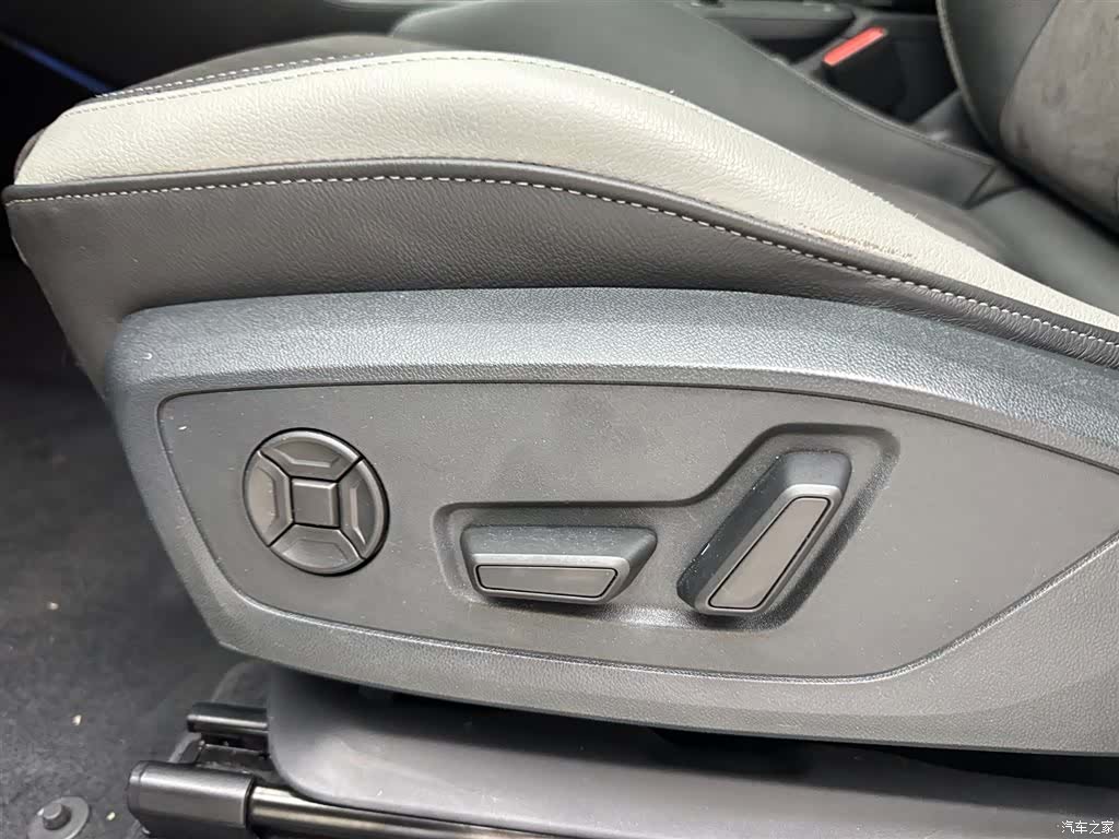 Audi Q3, 2022 13