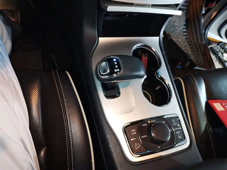 Jeep Grand Cherokee Jeep Grand Cherokee