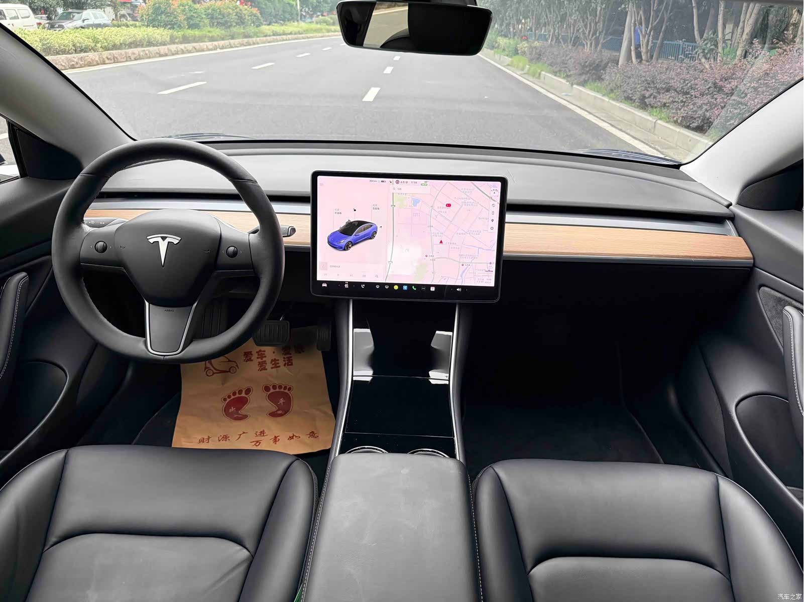Tesla Model 3, 2019 13