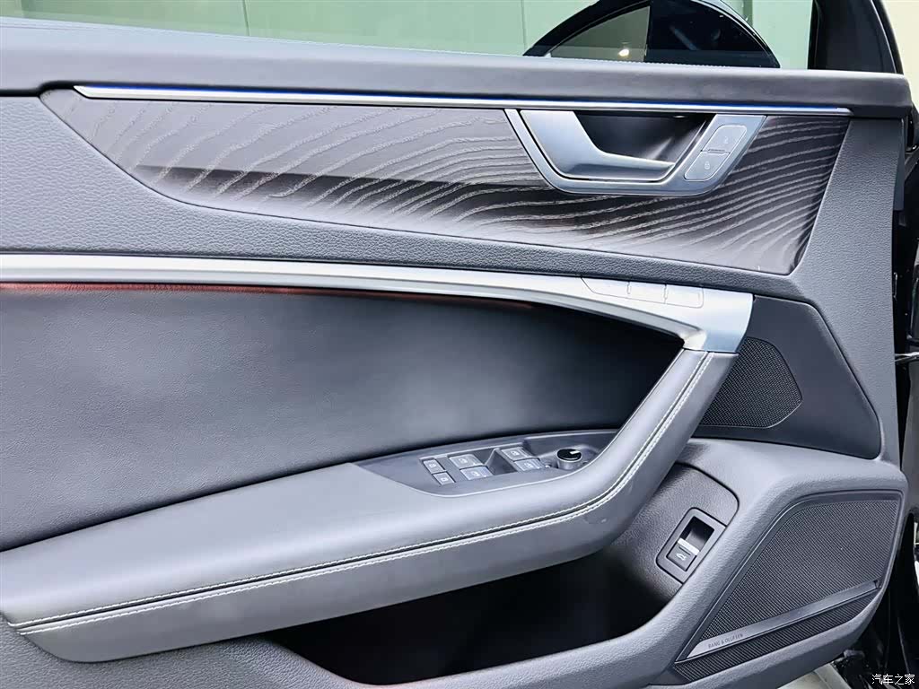 Audi A6L, 2025 11