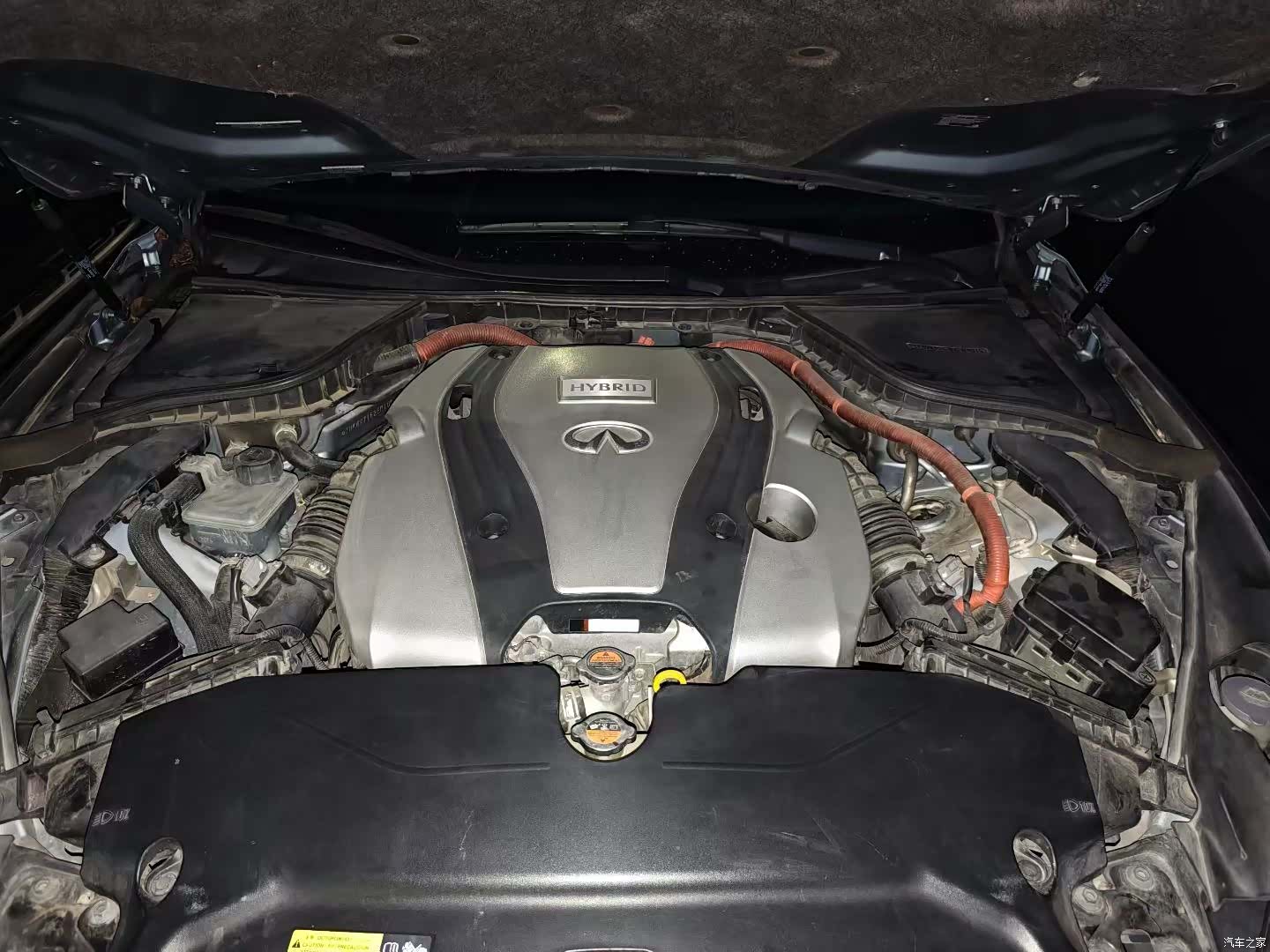 Infiniti Q50, 2015 2