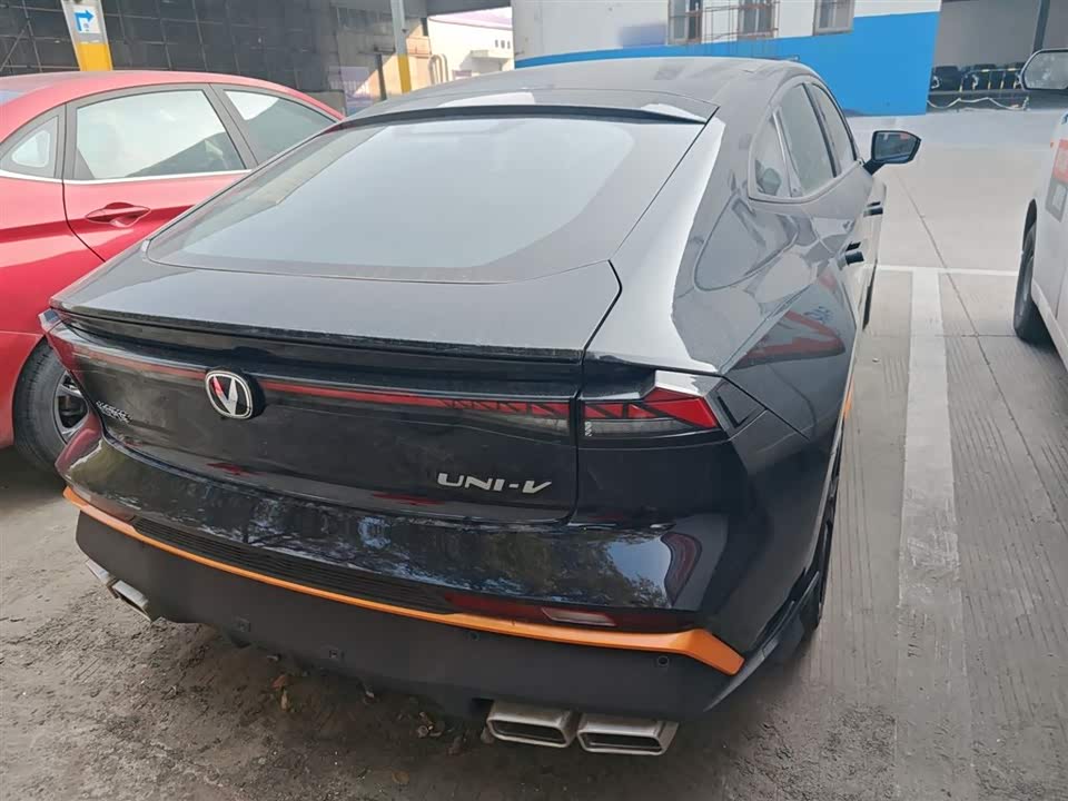 Changan UNI-V