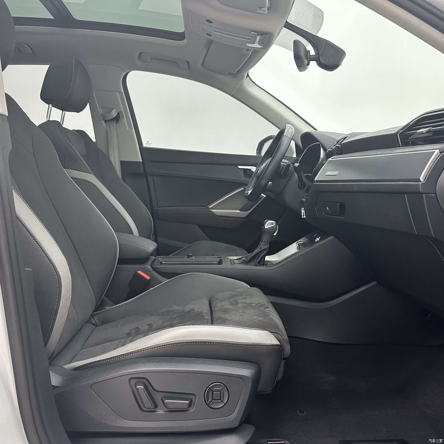 Audi Q3, 2023 9