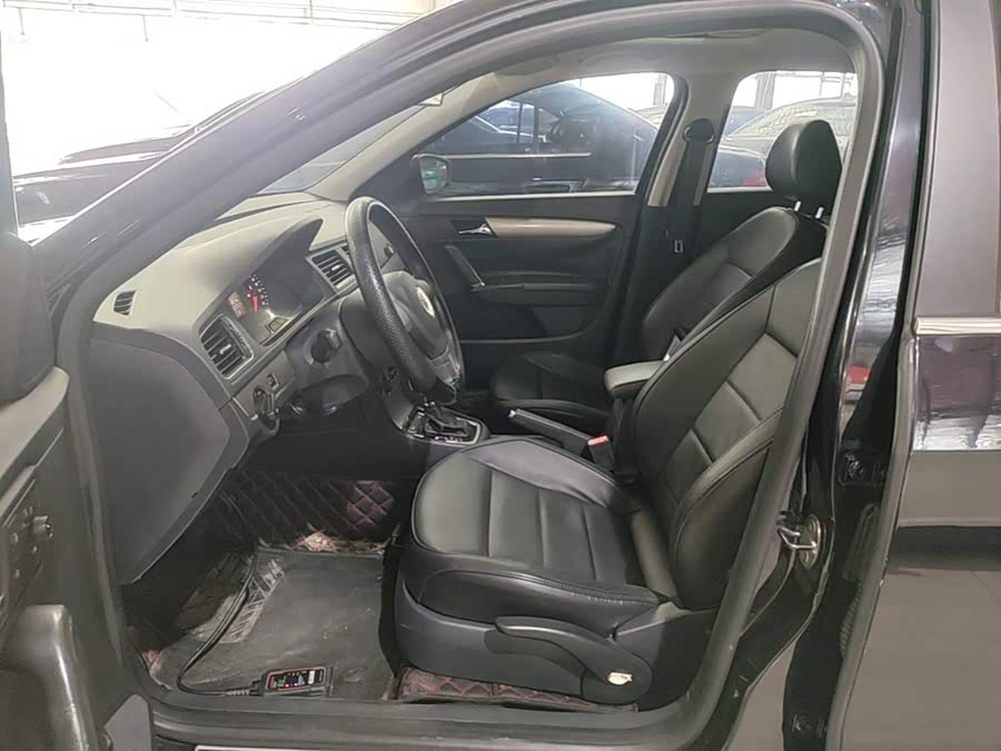 Volkswagen Lavida 2015, фото 15