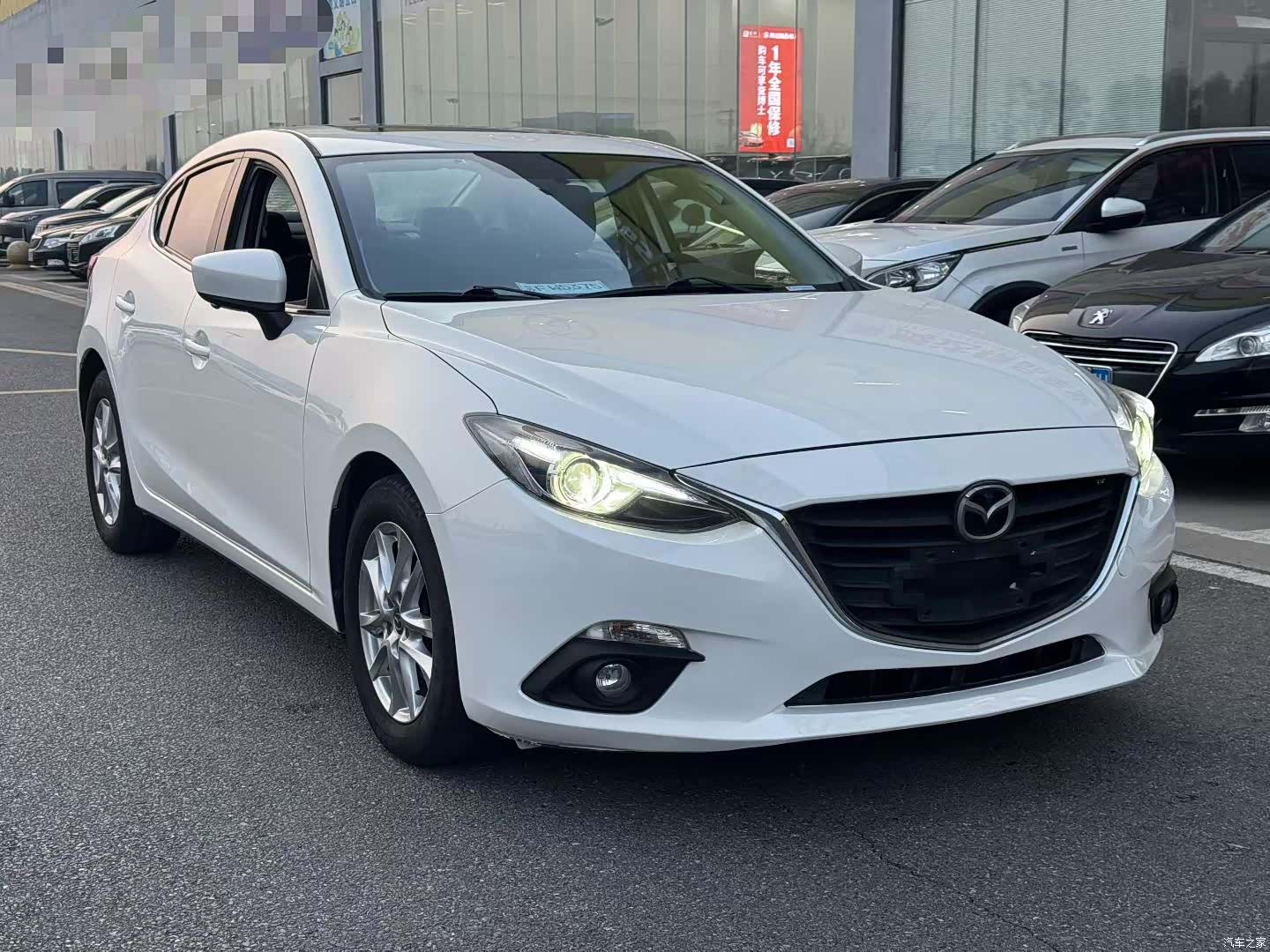 Mazda Mazda3, 2017 9