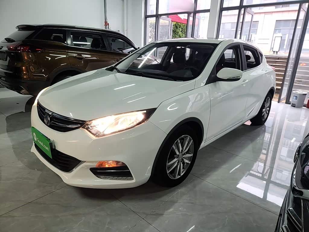 Changan EadoXT XT 2016 1.6L MT